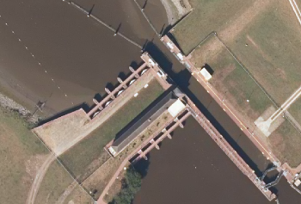 Das Bild zeigt ein digitales Orthophoto der Schleuse bei Nordfeld 2018 Das Bild zeigt ein digitales Orthophoto der Schleuse bei Nordfeld 2018